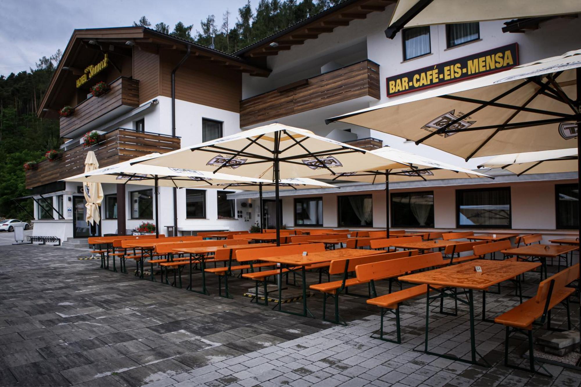 B&B Hotel Sonneck Natz-Schabs Bagian luar foto